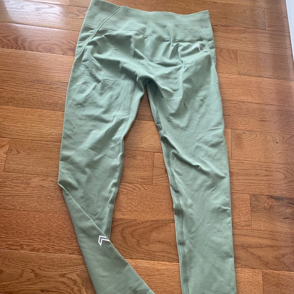 Active wear leggings